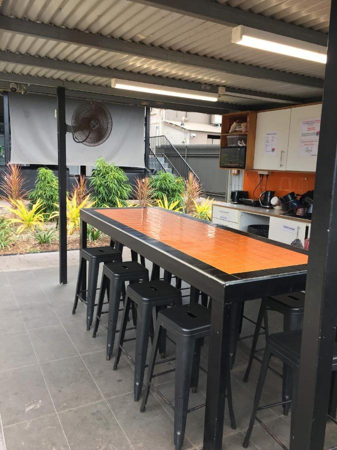 Down Under Hostels Darwin Exterior foto